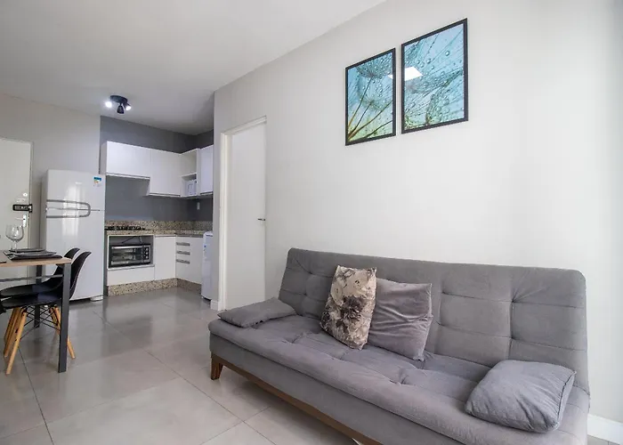 Pos43 - 1Dorm, Climatizado, Frente Av. Brasil