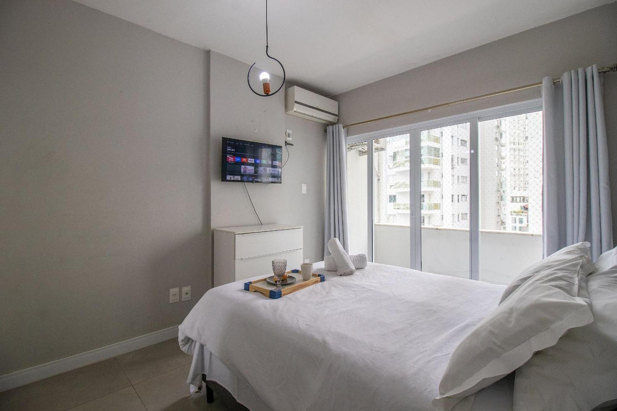 Apartamento Pos43 - 1dorm, Climatizado, Frente Av. Brasil Balneario Camboriu