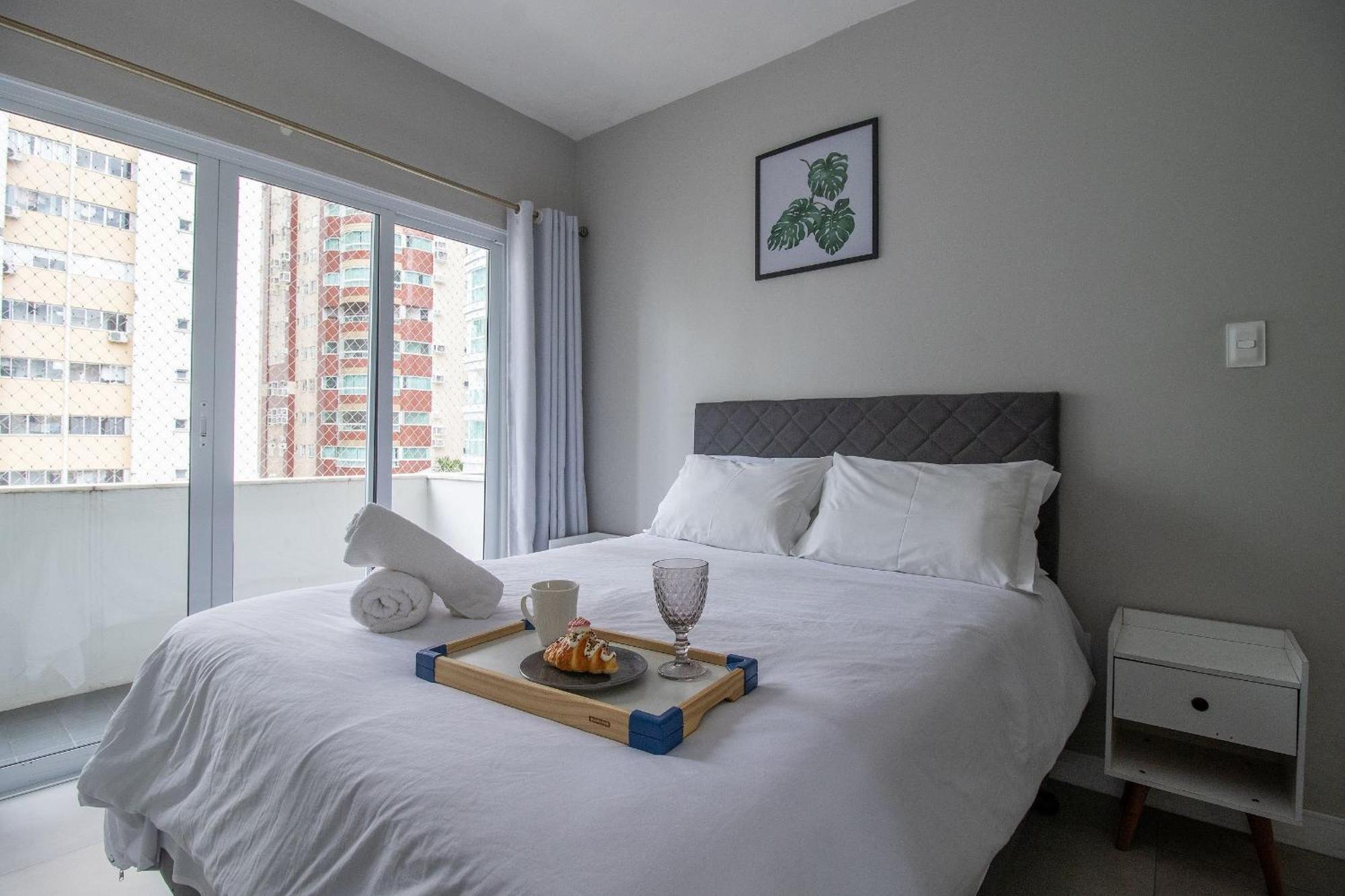 Pos43 - 1dorm, Climatizado, Frente Av. Brasil Balneario Camboriu